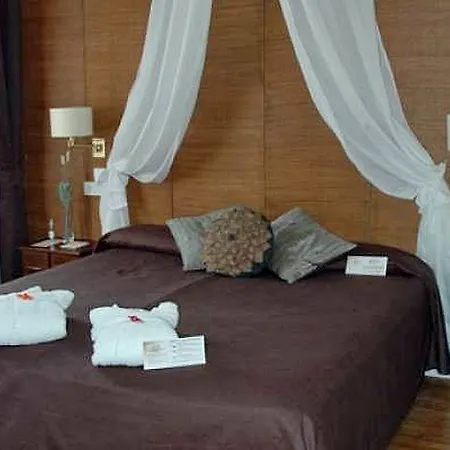 Hotel Regina Artdeco 4*