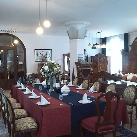 Hotel Regina Artdeco 4*